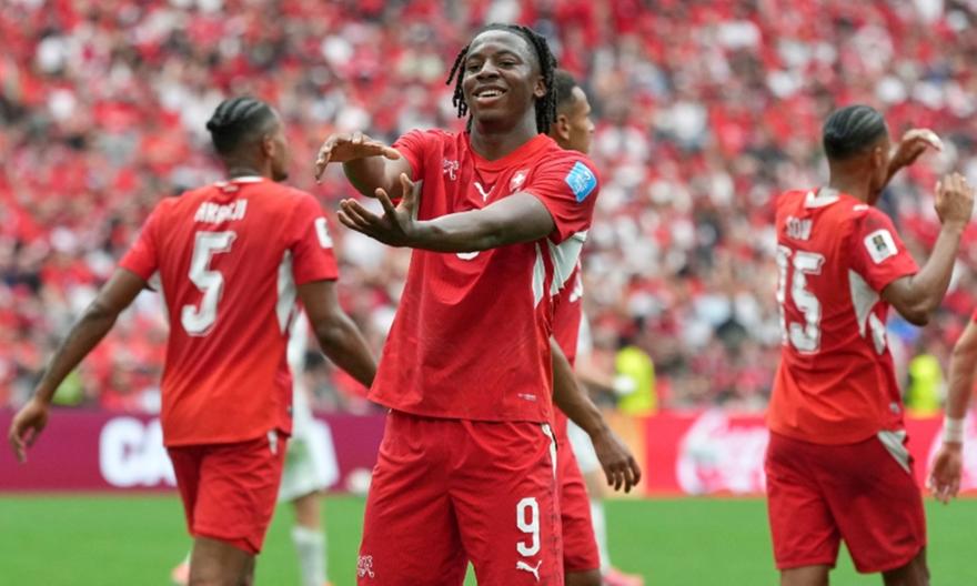 Η αποκάλυψη του Μουντιάλ στην Premier League: Η Νιούκαστλ κλείνει τον Μανζάμπι
