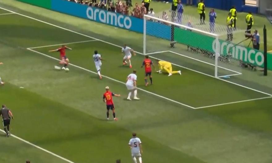 Ταχύτητα, παιχνίδι από δεξιά και 1-0 από τον Ρουίθ για την Ισπανία