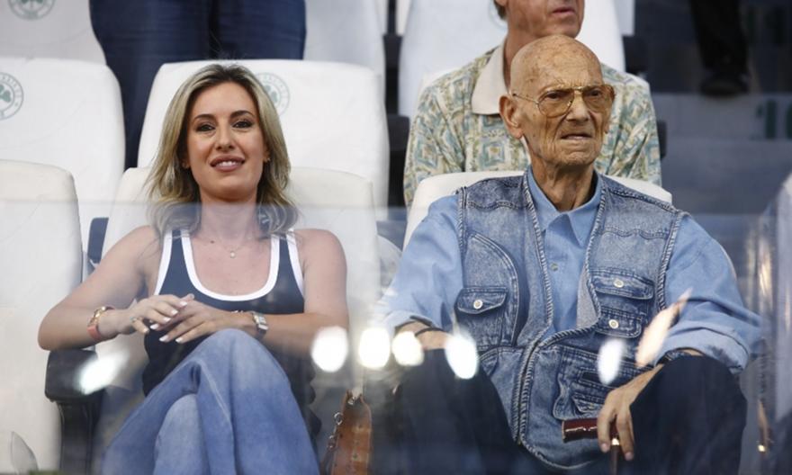Παρών και στο φιλικό ο Αντωνιάδης, νικά και τις θερμοκρασίες η αγάπη του για τον Παναθηναϊκό!