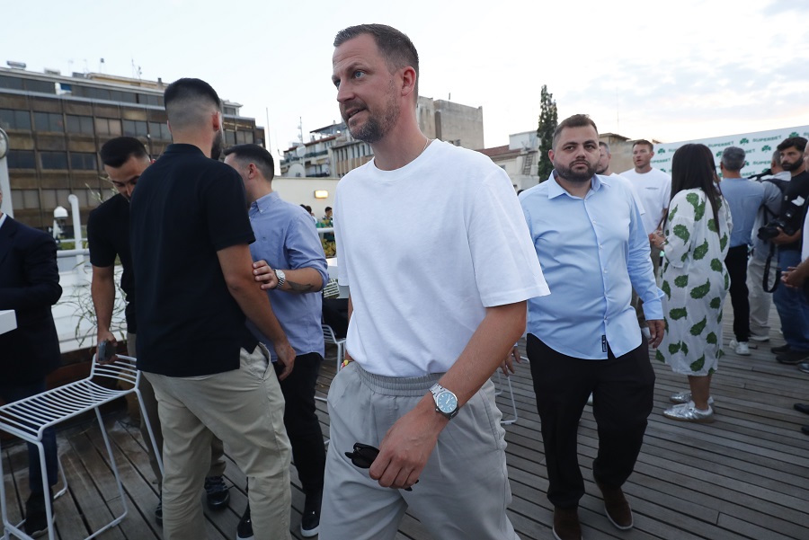 Παναθηναϊκός: Ο Κρίστιανσεν στα αποκαλυπτήρια της νέας φανέλας