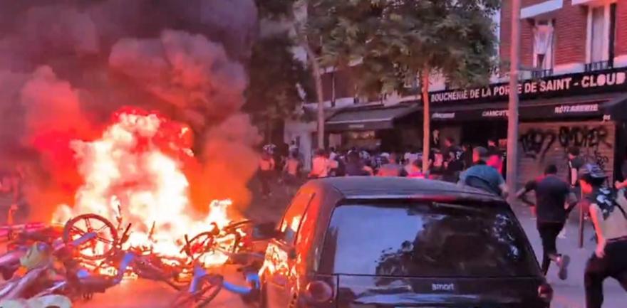 Κάηκε το Παρίσι μετά τον αποκλεισμό της Γαλλίας από την Ισπανία