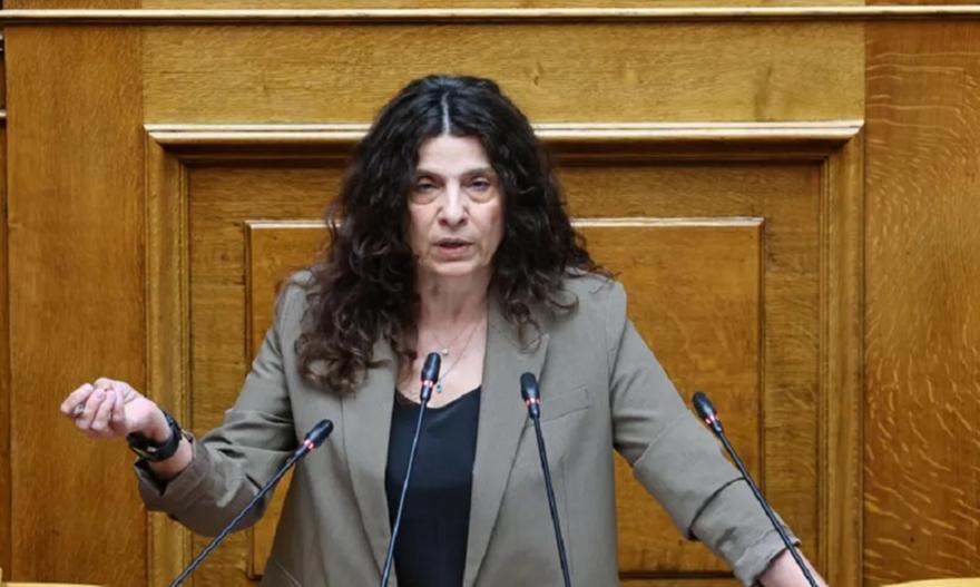 Ανεξαρτητοποιείται από την ΚΟ του ΣΥΡΙΖΑ και η Πόπη Τσαπανίδου