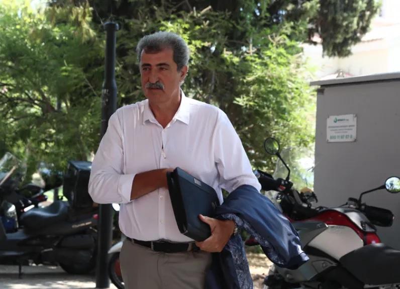 Προς απόσυρση από τη διεκδίκηση της ηγεσίας του ΣΥΡΙΖΑ ο Παύλος Πολάκης