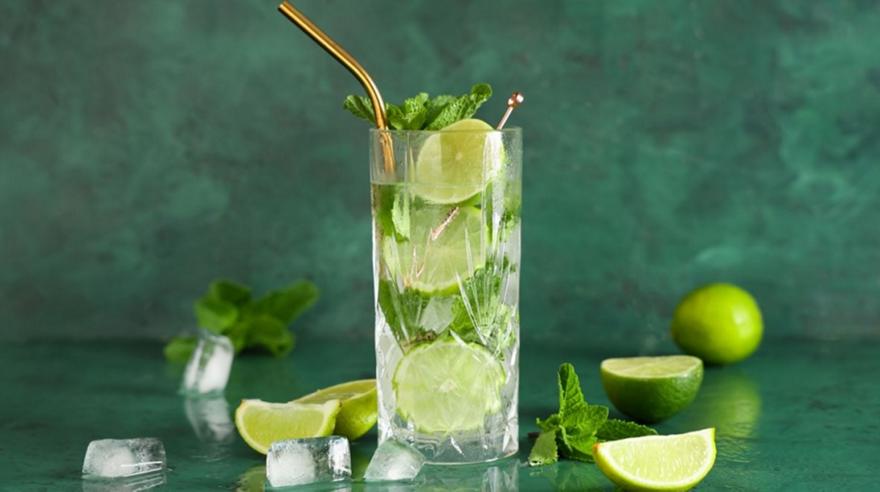 Mojito: Η κλασική συνταγή του αγαπημένου κοκτέιλ του Έρνεστ Χέμινγουεϊ