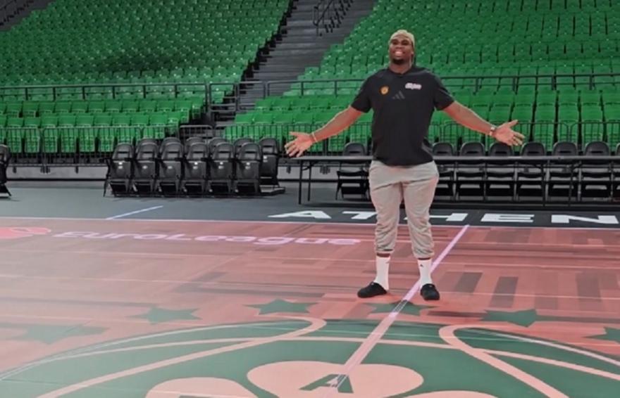 Πήρε γεύση από Telekom Center και ενθουσιάστηκε ο Γιαμπουσέλε