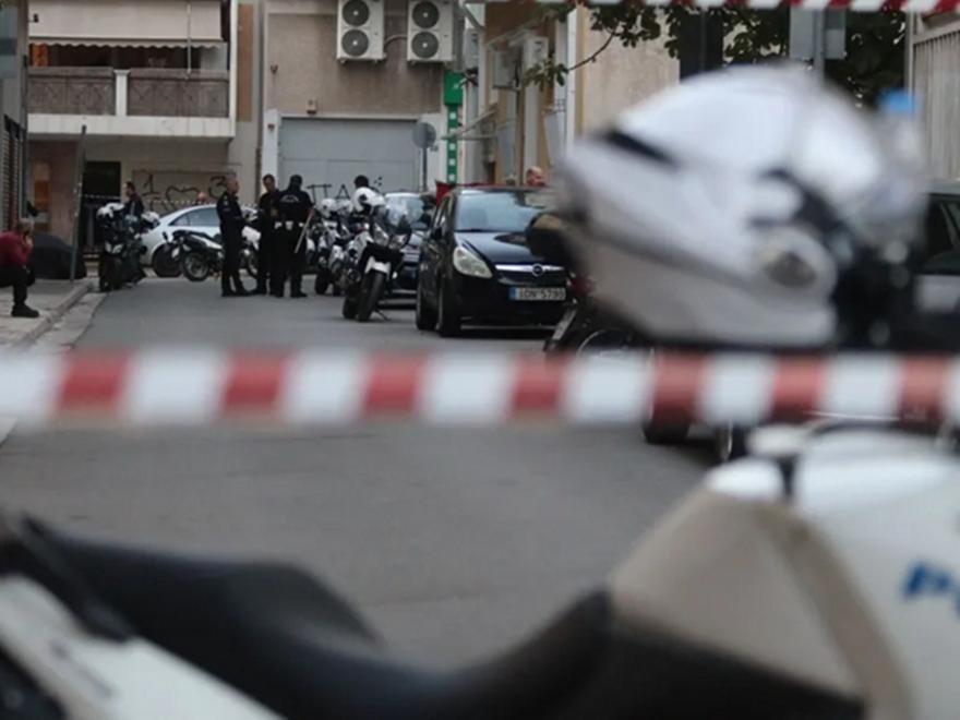 Συναγερμός στην Κυψέλη για ύποπτη βαλίτσα - Αναφορά ότι περιέχει ανθρώπινο μέλος