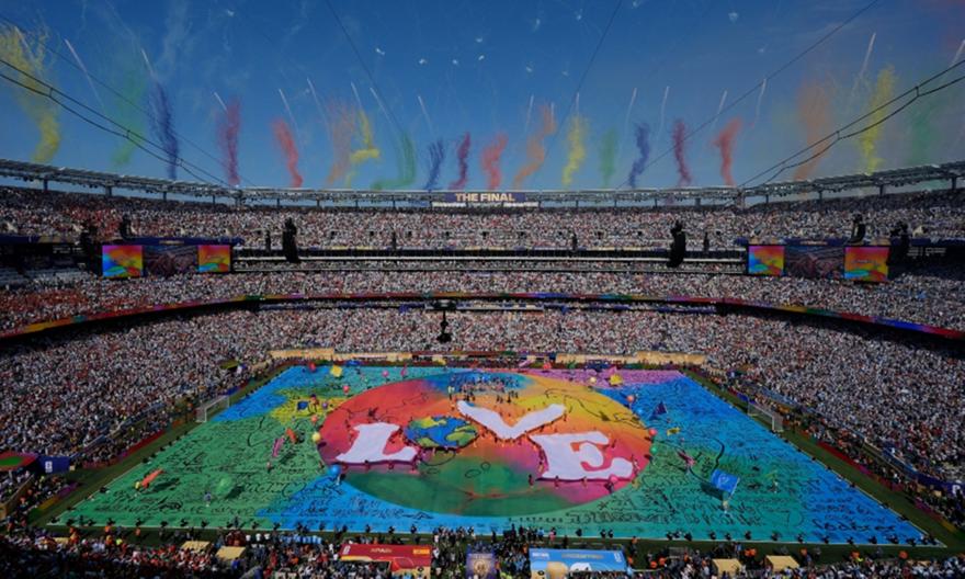 Το halftime show του τελικού κράτησε 27 λεπτά αντί για 17 και άνοιξε μεγάλη κουβέντα