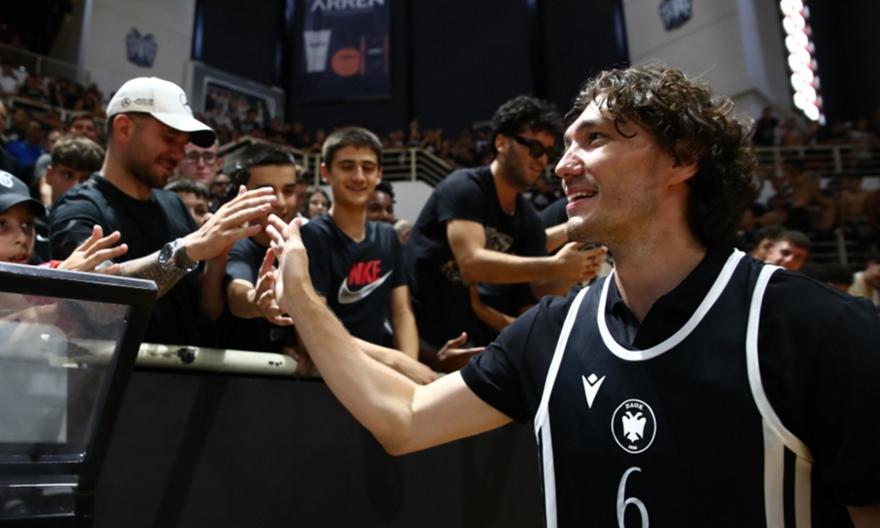 Όσμαν: «Δεν βλέπω τον ΠΑΟΚ σαν πισωγύρισμα, έχει όραμα και φιλοδοξίες - Να τον φέρουμε εκεί που ανήκει»