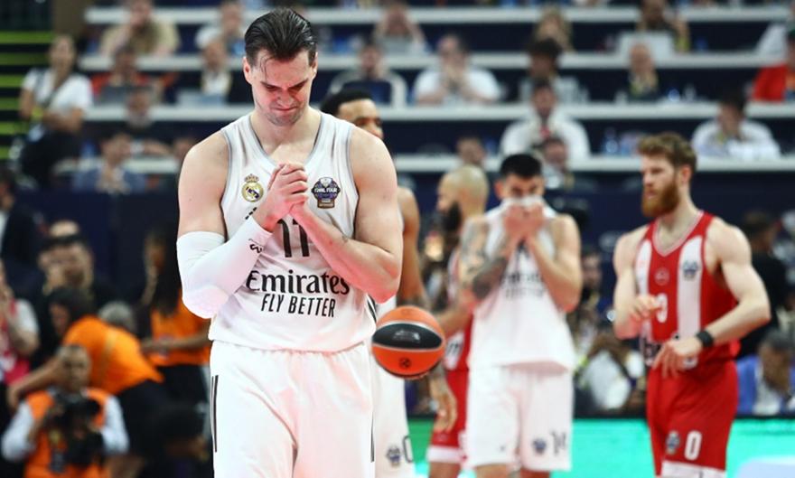 Το θρίλερ Χεζόνια συνεχίζεται: Άνοιξε την πόρτα του NBA, αλλά ακόμη δεν μπήκε μέσα!