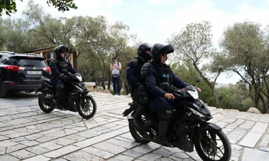 Επίθεση με μαχαίρι στην Ακρόπολη - Δύο Αμερικανοί τουρίστες τραυματίες
