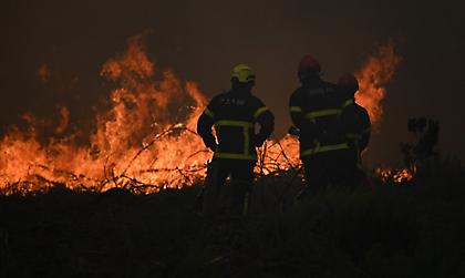 «Πύρινος εφιάλτης» στη Γαλλία: «Δύσκολες ώρες περιμένουμε στη Ζιρόντ» προειδοποιεί ο Λεκορνί