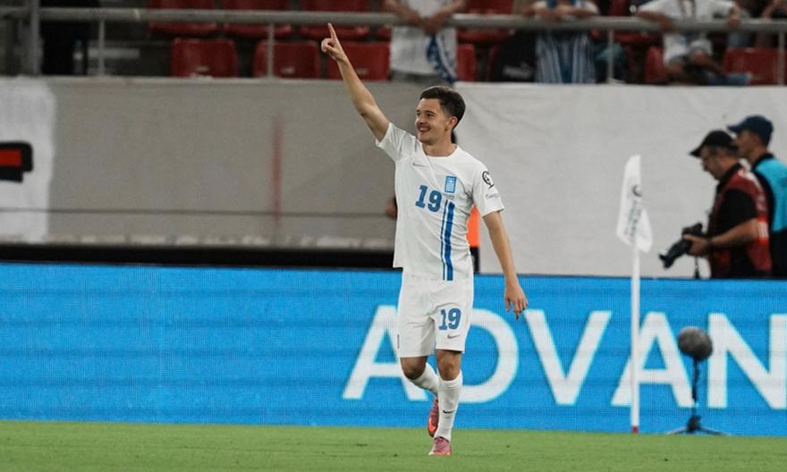 «Jaaaaa» στο Χ από τους οπαδούς της Ντόρτμουντ και απογοήτευση εκείνων της Μίλαν για Καρέτσα!