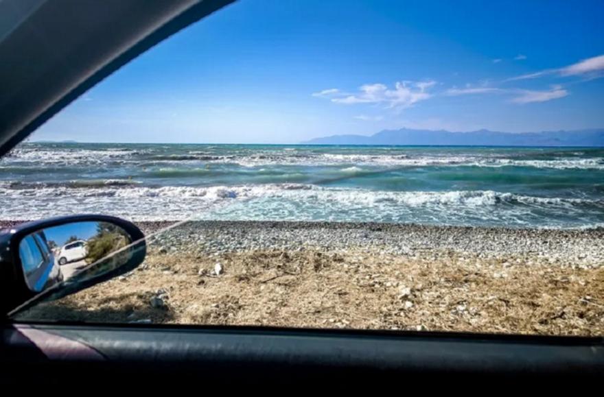 Πρόσκαιρες νεφώσεις και λίγες βροχές σήμερα στη χώρα - Έως τους 38 βαθμούς η θερμοκρασία