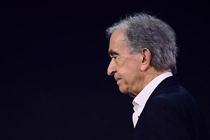 Το παρασκήνιο του πολέμου ανάμεσα στον Μπερνάρ Αρνό και την εφημερίδα Le Monde