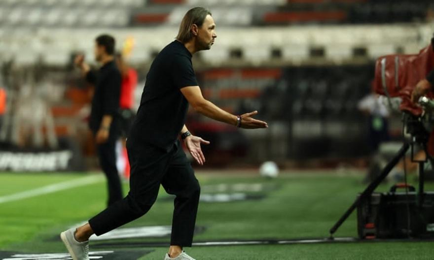 Κόστιουκ: «Εμείς δεν έχουμε παίκτες σαν τον Κωνσταντέλια»!