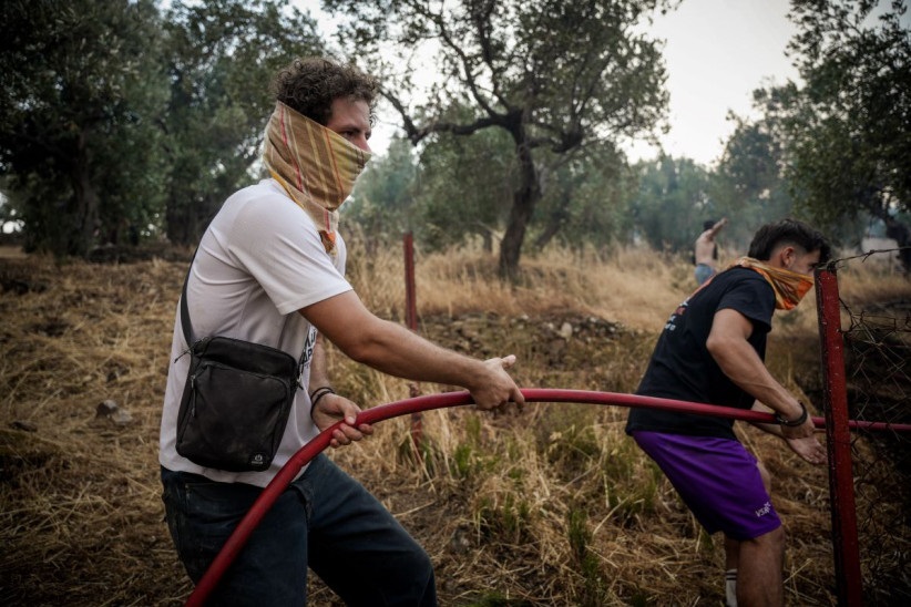 Φωτιά στη Λέσβο: «Καλύτερη η εικόνα, αλλά όλοι παραμένουμε σε επιφυλακή»