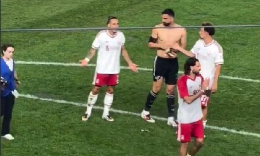 Λίβερπουλ: Μεγάλη ένταση με Τσιμικα, εκνευρίστηκε και πέταξε το περιβραχιόνιο του αρχηγού