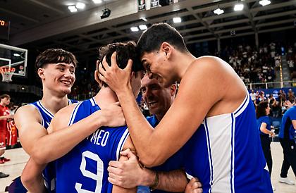 Πρόκριση στον τελικό του EuroBasket U18 με τρελό buzzer-beater στην παράταση για την Ιταλία!