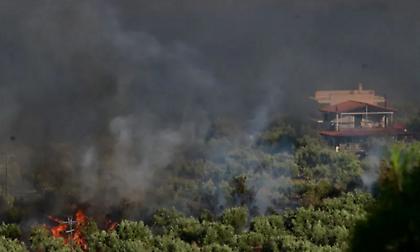 Αντιπρόεδρος Βιλίων: «Μέσα στο Πόρτο Γερμενό η φωτιά – Έχουν καεί πάνω από 3 σπίτια και ζώα»