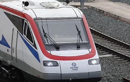 Γυναίκα παρασύρθηκε από συρμό του Προαστιακού στα Μέγαρα - H ανακοίνωση της Hellenic Train