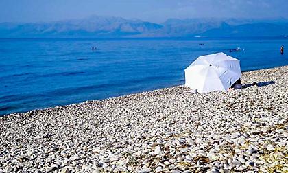 Καιρός: Αίθριος με άνοδο της θερμοκρασίας έως 37 βαθμούς