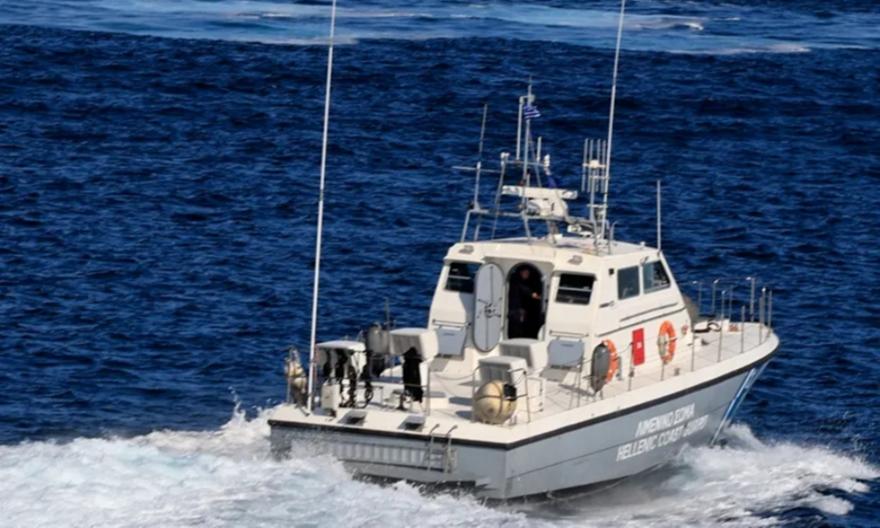 Σύμη: Διάσωση επτά ατόμων που επέβαιναν σε ιστιοφόρο – Αγωνία για τον εντοπισμό του τελευταίου αγνοούμενου