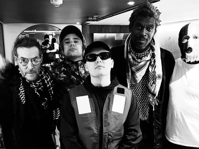 Massive Attack: Απαγόρευση εισόδου στη Σιγκαπούρη μετά το «Free Palestine»