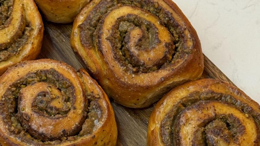 Wagee The Baker: Ο νέος φούρνος στο Κουκάκι για rolls και cheesecake