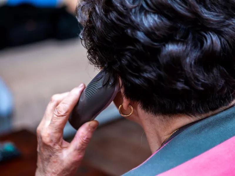 Νέα τηλεφωνική απάτη με θύμα 81χρονη στο Αγρίνιο - Οι συμβουλές της ΕΛΑΣ