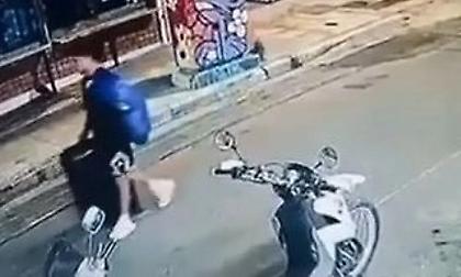Στον ανακριτή ο 26χρονος Αφγανός για τη δολοφονία της Βρετανίδας στην Κυψέλη