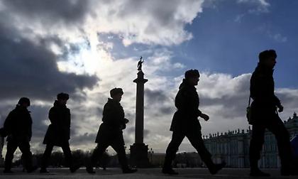 Οι «μαύρες χήρες» της Ρωσίας: Παντρεύονται νεοσύλλεκτους για την αποζημίωση θανάτου τους