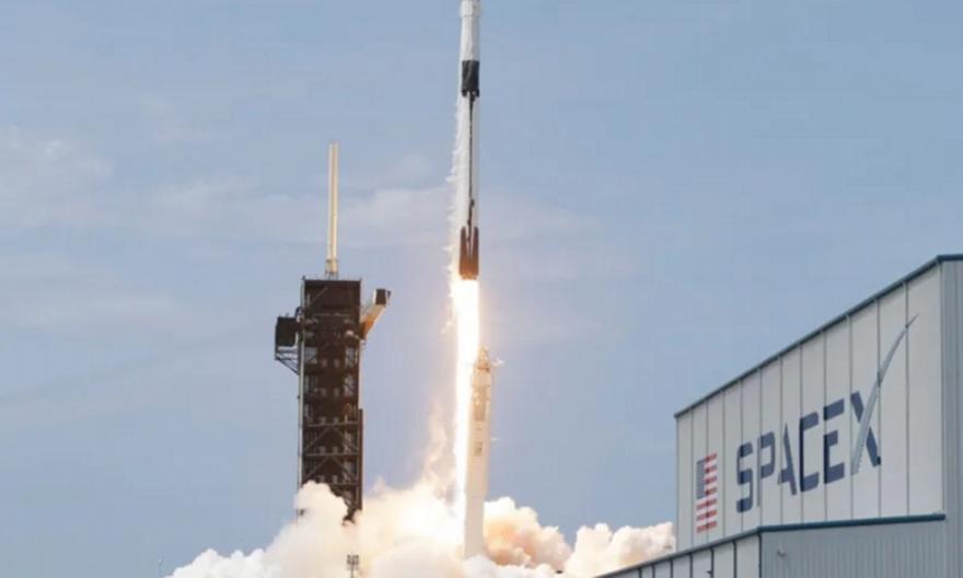 Τμήμα πυραύλου της Space X κατέληξε να συντριβεί στη Σελήνη –Τι θα δουν οι επιστήμονες και γιατί δεν υπάρχει κίνδυνος γι