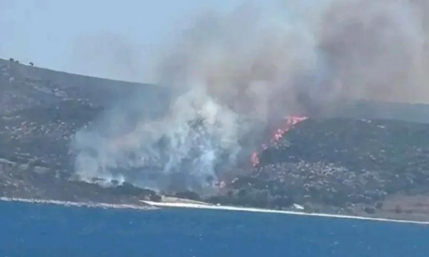 Μεγάλη πυρκαγιά στην περιοχή Κολυμπάδα στη Σκύρο - Ενισχύθηκαν οι δυνάμεις