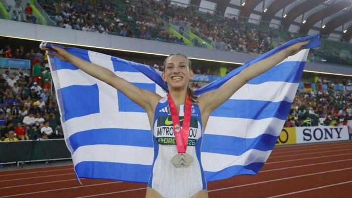 Ασημένια στο μήκος στο Παγκόσμιο Κ20 η Έβελυν Μητροπούλου