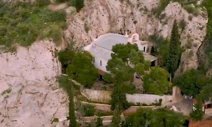 Σε 57χρονη από την Κυψέλη ανήκει η σορός που βρέθηκε σε σπηλιά στον Λυκαβηττό