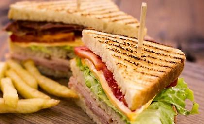 Κλασικό club sandwich