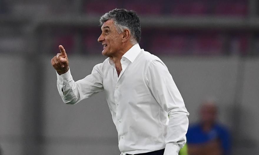 Τσανάκας: «Θέλει άμεσα μπακ και χαφ ο Ολυμπιακός - Ο Μεντιλίμπαρ αλλάζει την ενδεκάδα για την πρόκριση»