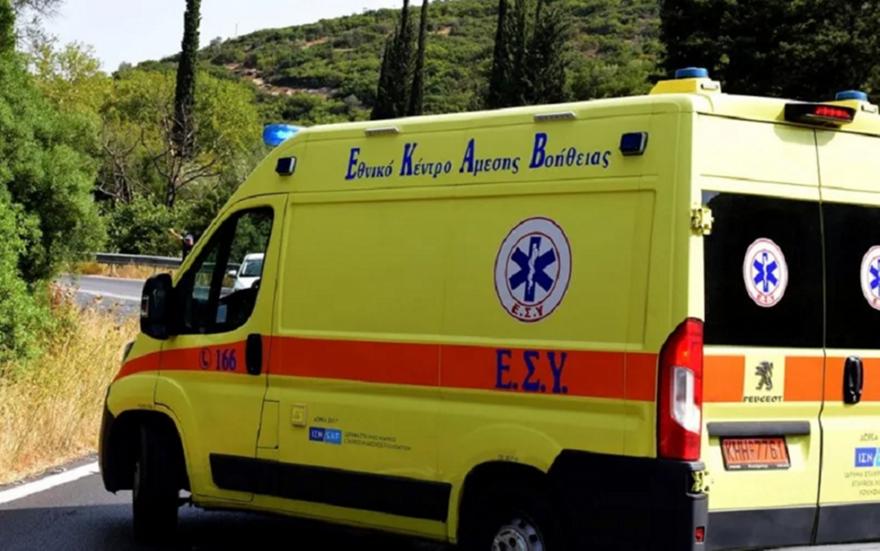 Αυτοκίνητο έπεσε σε γκρεμό στην Πάρνηθα - Σώοι οι 4 επιβαίνοντες
