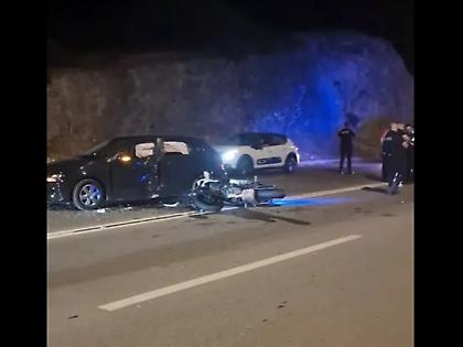 Πώς έγινε το τροχαίο στην Αθηνών-Σουνίου: Η επικίνδυνη αναστροφή του ΙΧ και η σύγκρουση με τη μηχανή της ΔΙΑΣ