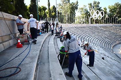 Άρχισε ο καθαρισμός των μαρμάρων του Παναθηναϊκού Σταδίου (pics)