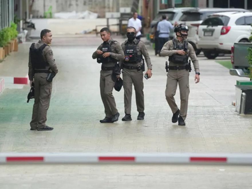 Νέο φονικό στην Ταϊλάνδη: Πρώην βουλευτής άνοιξε πυρ έξω από επαρχιακό κυβερνητικό κτίριο