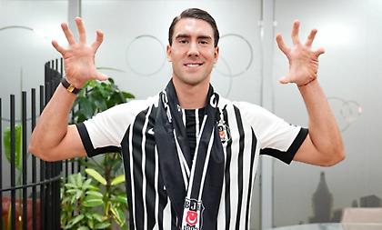 Αποθέωση για τον Βλάχοβιτς στην άφιξή του στην Κωνσταντινούπολή για τη Μπεσίκτας