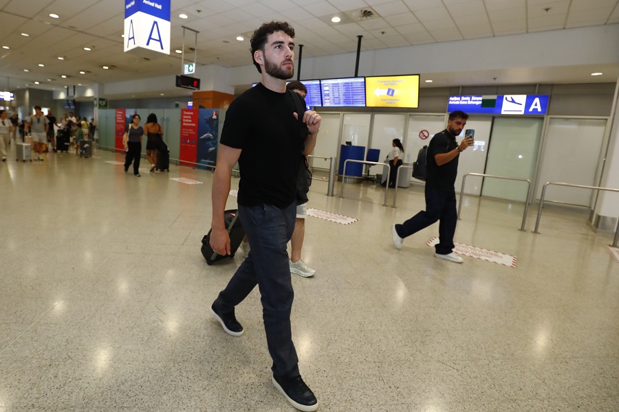 Ολυμπιακός: Στην Ελλάδα ο Τικνιζιάν