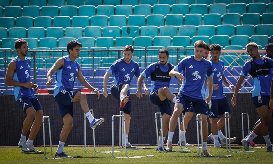 Λέφσκι: Με Γκρούγιτς η τελευταία προπόνηση για ΑΕΚ-Εκτός πέντε παίκτες