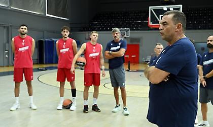 Πρώτη προπόνηση στην Γλυφάδα για τον Πανιώνιο παρουσία προέδρου