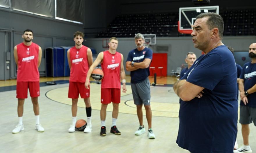 Πρώτη προπόνηση στην Γλυφάδα για τον Πανιώνιο παρουσία προέδρου
