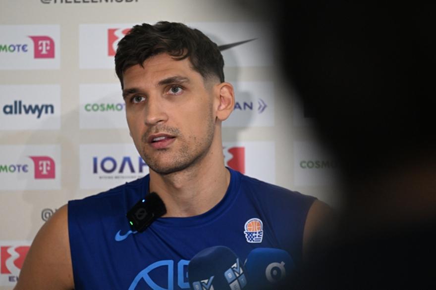 Μήτογλου: «Όλοι μας είμαστε απόλυτα συγκεντρωμένοι και έτοιμοι για τα παιχνίδια που έρχονται»