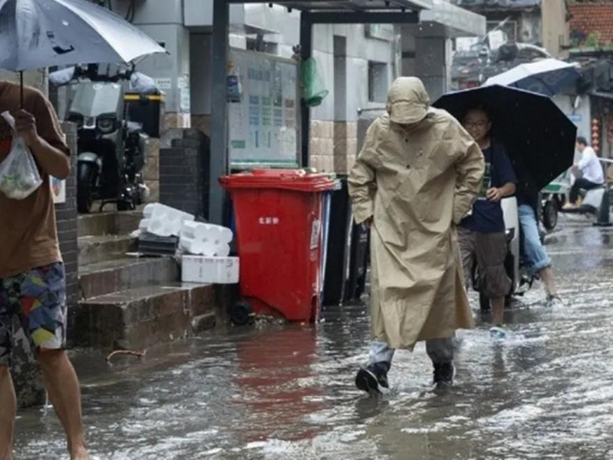 Δέκα νεκροί από τις καταρρακτώδεις βροχές σε νοτιοδυτικές περιοχές της Κίνας