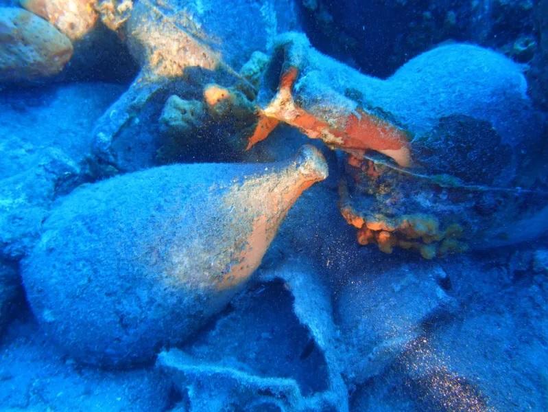 Βούτηξε για ψάρεμα και βρήκε ναυάγιο 2.400 ετών - Ο άνθρωπος πίσω από την ανακάλυψη στην Άνδρο