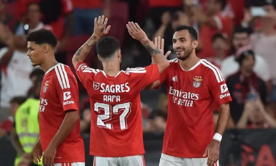 Με το ενάμισι πόδι στη League Phase του Europa League, Μπενφίκα & Ερυθρός Αστέρας - Σκόραρε ξανά ο Παυλίδης
